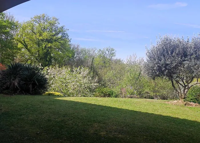 فيلة Maison Des Grezelles